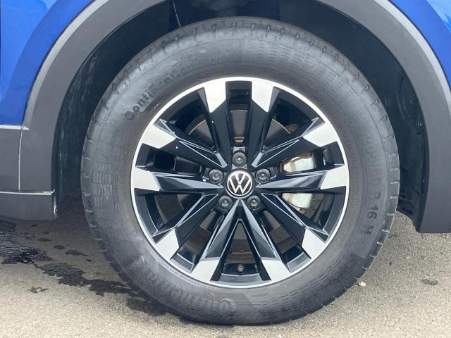 Volkswagen T-Cross 8
