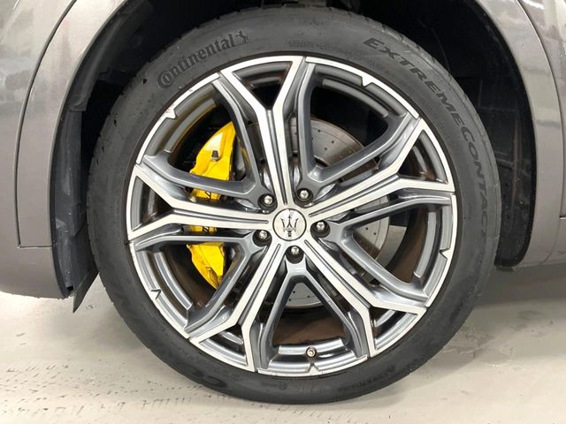 Maserati Levante 6