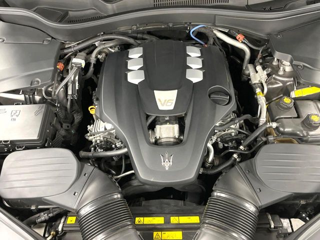 Maserati Levante 9