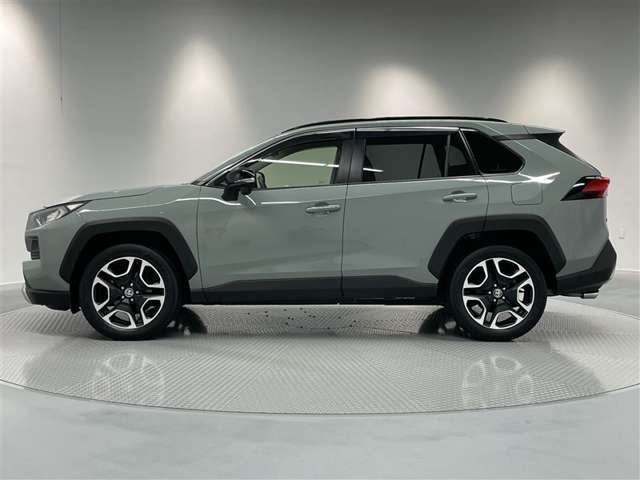 Toyota RAV4 8