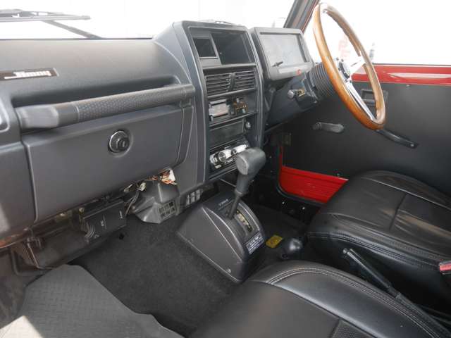 Suzuki Jimny 11