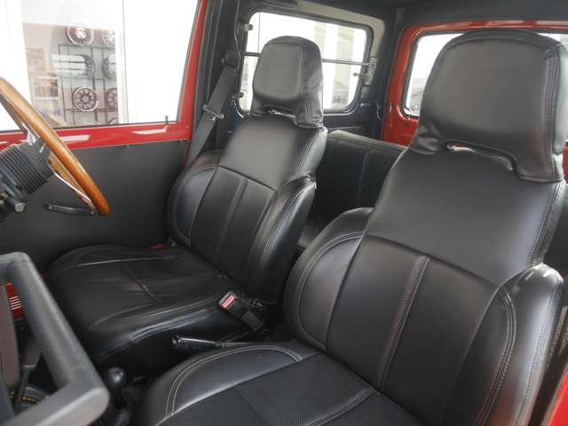 Suzuki Jimny 12