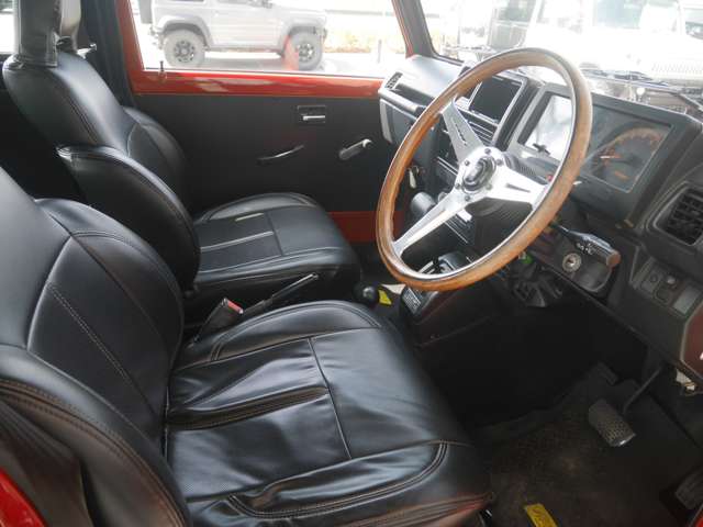 Suzuki Jimny 10
