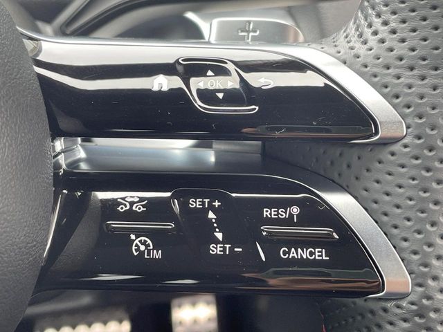 Mercedes-Benz GLB 7