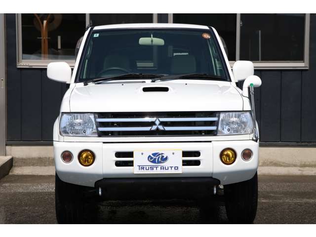 Mitsubishi Pajero Mini 2