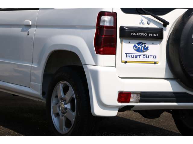 Mitsubishi Pajero Mini 9
