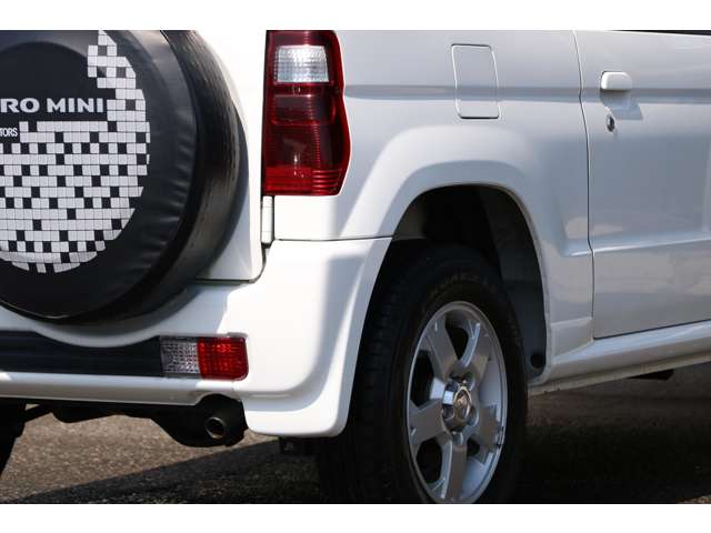 Mitsubishi Pajero Mini 10