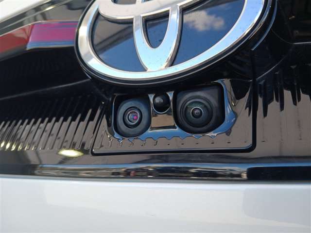 Toyota Crown Crossover 6