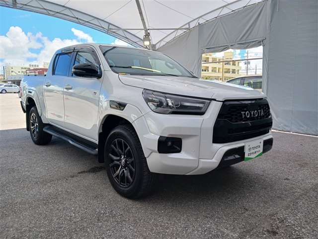Toyota Hilux 9