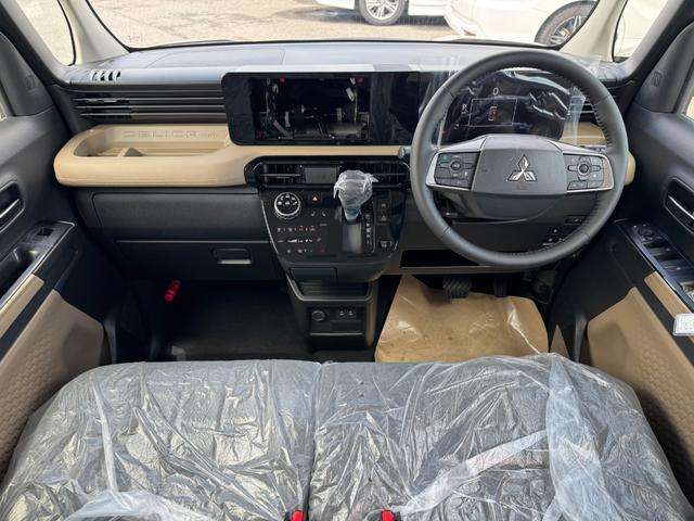 Mitsubishi Delica Mini 3