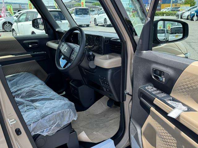 Mitsubishi Delica Mini 10
