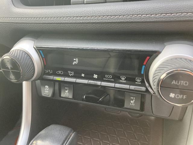 Toyota RAV4 12