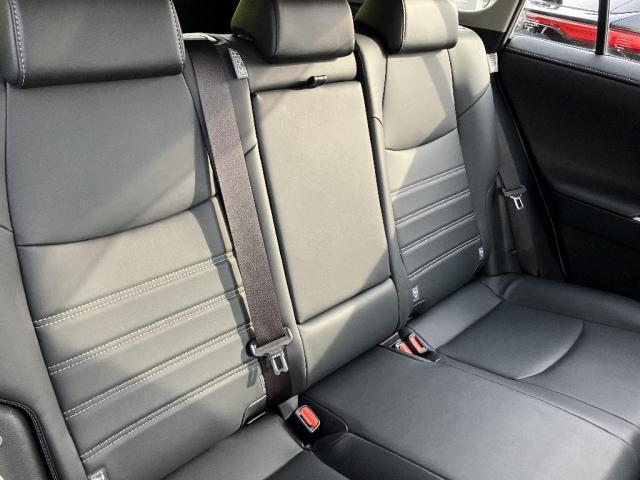 Toyota RAV4 8