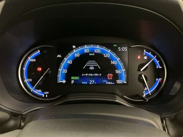 Toyota Voxy 11