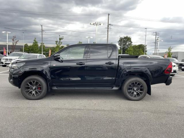 Toyota Hilux 5