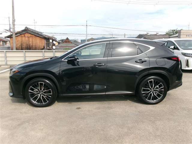 Lexus NX 2