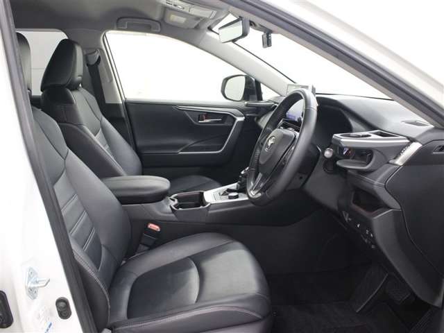 Toyota RAV4 8
