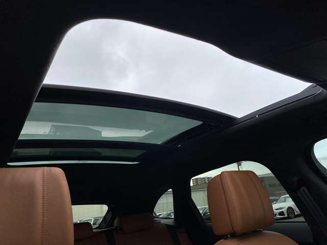 Jaguar F-Pace 6