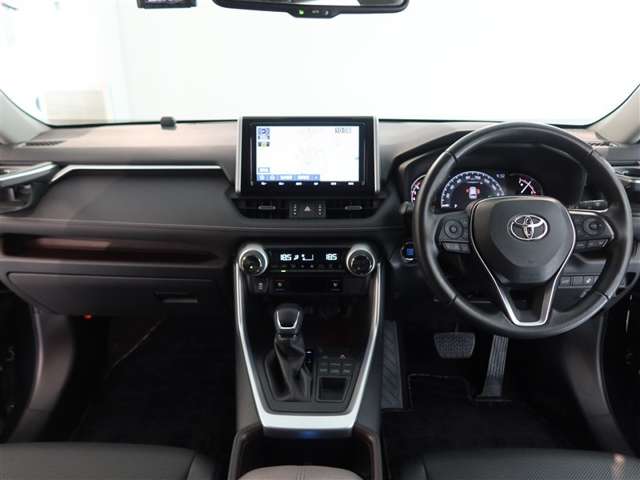 Toyota RAV4 8