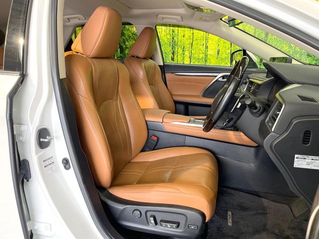 Lexus RX 8
