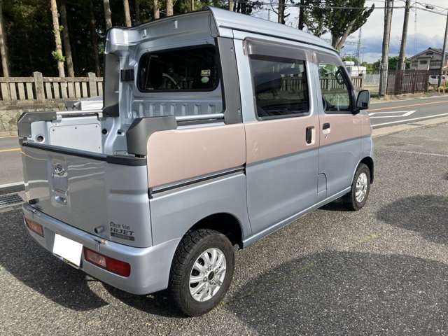 Daihatsu Hijet Deck Van 4