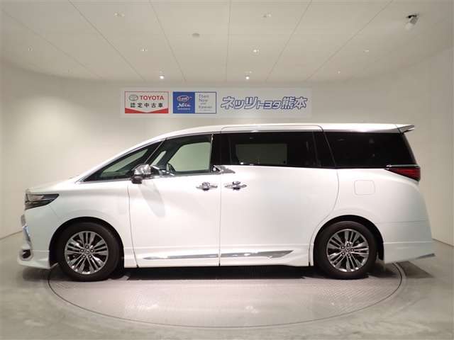 Toyota Alphard 3