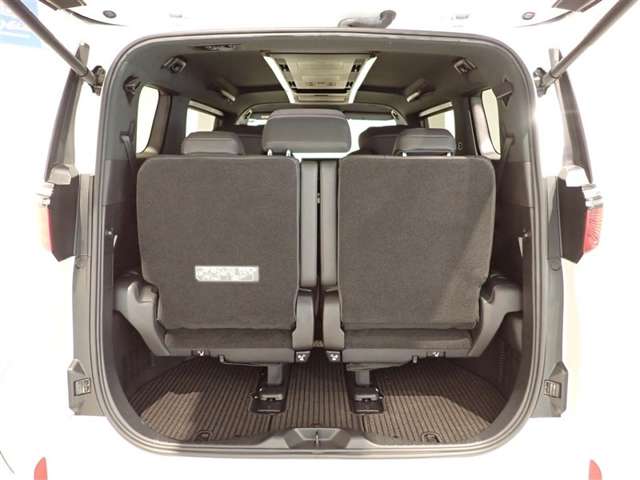 Toyota Alphard 8