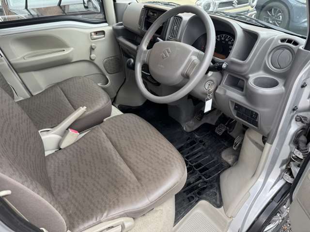 Suzuki Every 12
