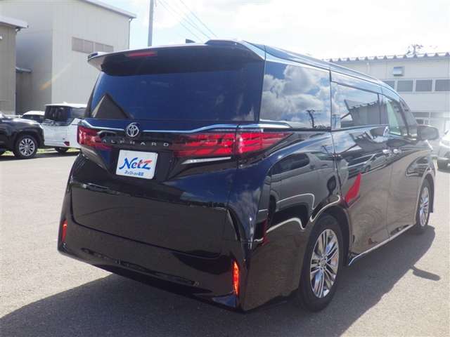 Toyota Alphard Z 3