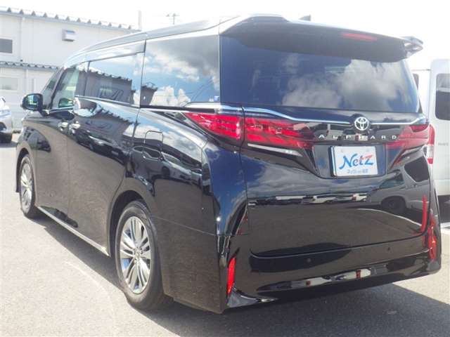 Toyota Alphard Z 6