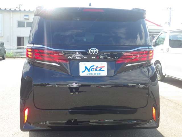 Toyota Alphard Z 7