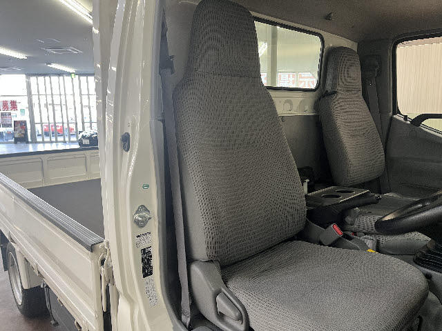 Toyota Toyoace 7