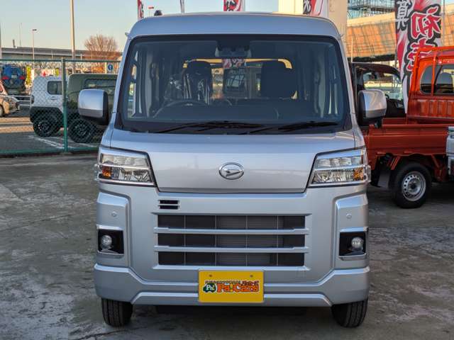 Daihatsu Hijet Cargo 8