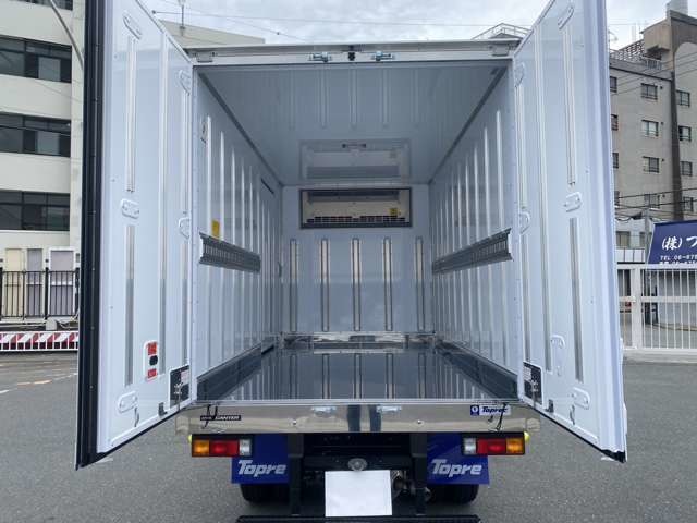 Mitsubishi Fuso Canter 3