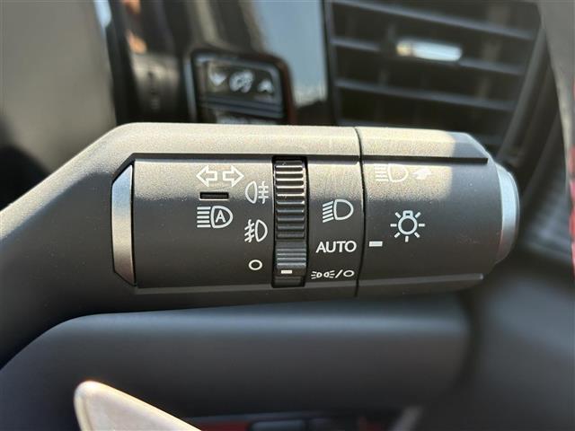 Lexus NX 10