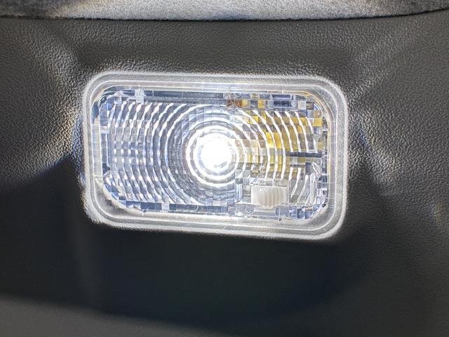Suzuki Spacia Base 11