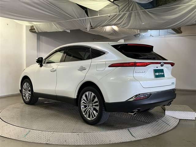 Toyota Harrier 6