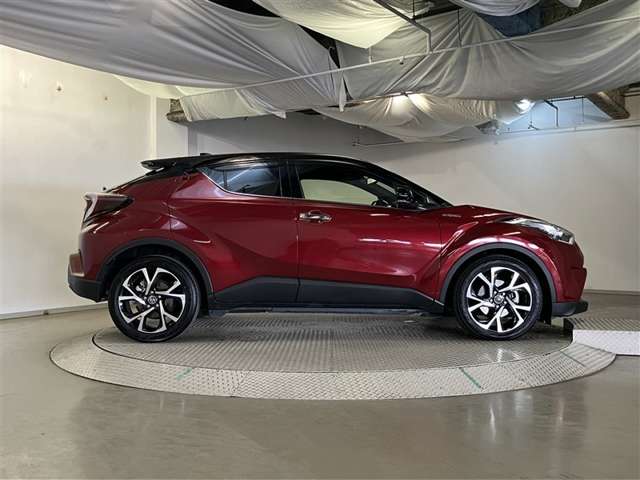 Toyota C-HR 5