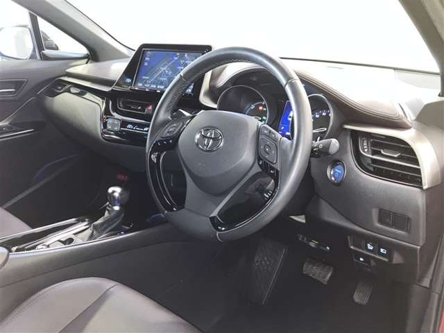 Toyota C-HR 10