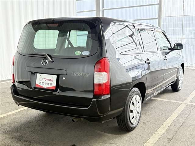 Toyota Succeed Van 7