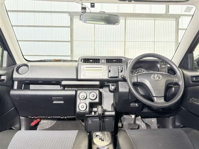 Toyota Succeed Van 10