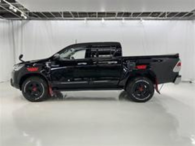 Toyota Hilux 5