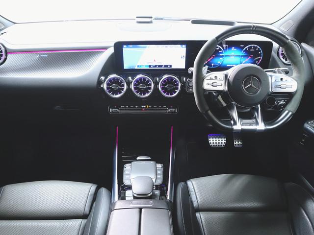 Mercedes-Benz GLA-Class 12