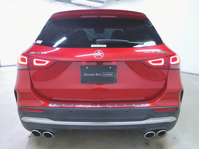 Mercedes-Benz GLA-Class 7
