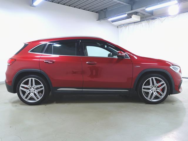 Mercedes-Benz GLA-Class 8