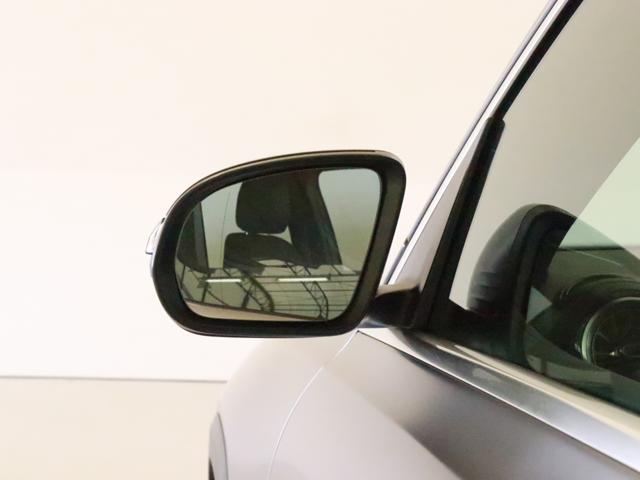 Mercedes-Benz EQB 8