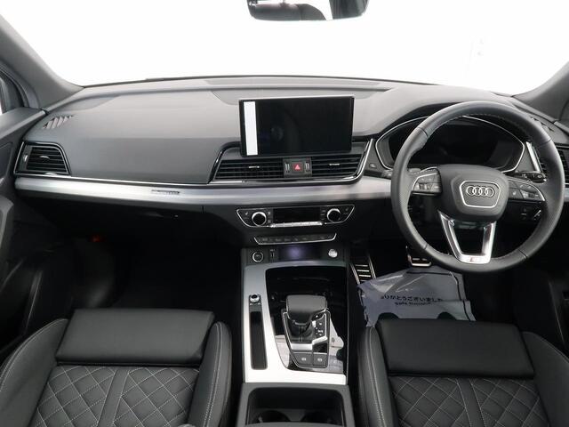 Audi Q5 Sportback 6
