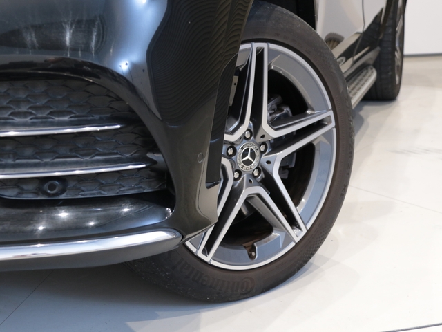 Mercedes-Benz GLS 4