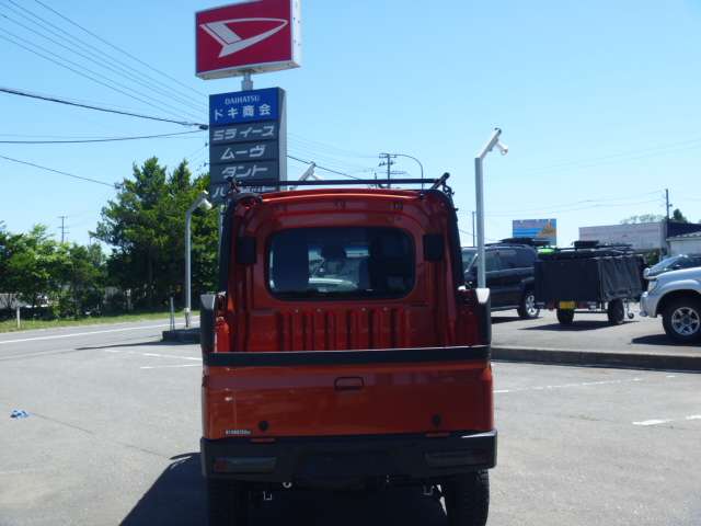 Daihatsu Atrai Deck Van 11