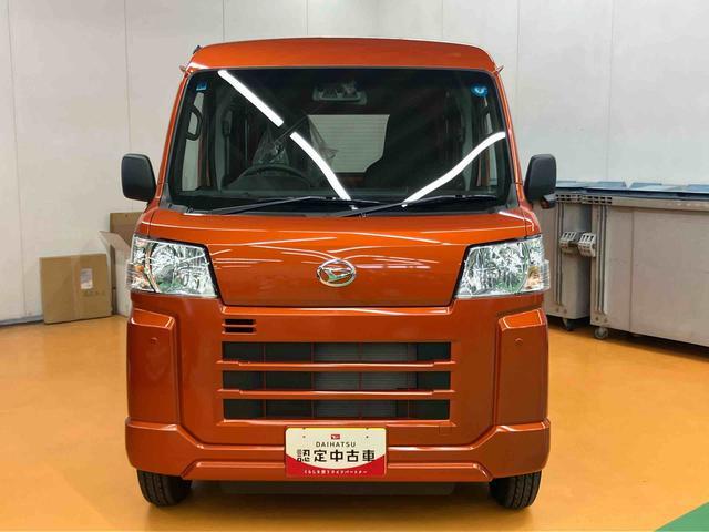 Daihatsu Hijet Cargo 6